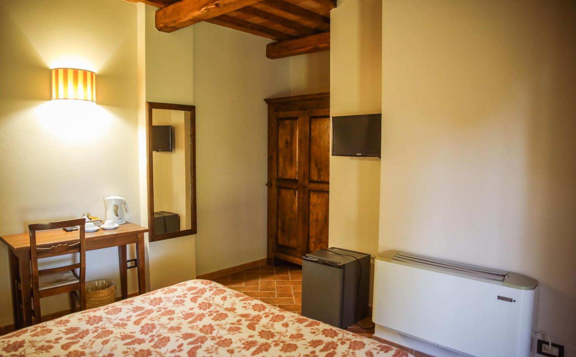 Agriturismo La Vecchia Quercia Монтемерано Экстерьер фото